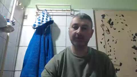 Snapshot of ericboy32 chatting on February 2025 03:26:01 PM eric online show from February 2025 03:26:01 PM