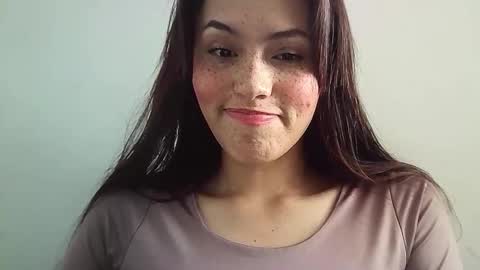 Erika online show from October 2025 04:52:01 PM