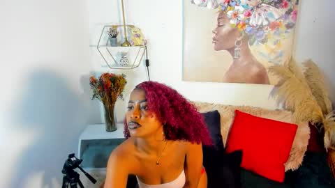 E R I K A  - L  Y R I C S online show from February 2026 05:01:02 AM