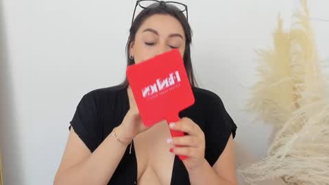 Erika Mendez online show from December 2024 08:17:01 PM