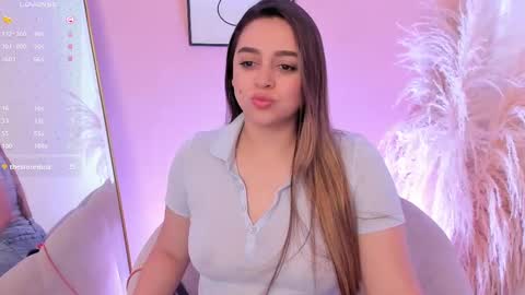 Erika Mendez online show from September 2025 07:46:02 PM