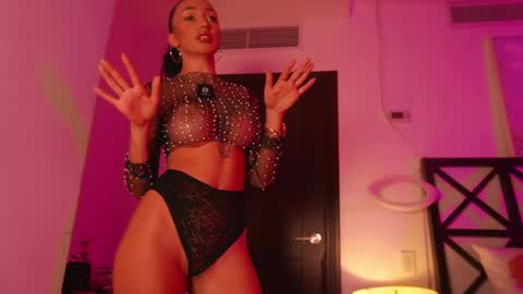 Venus Skye online show from February 2026 07:10:02 PM