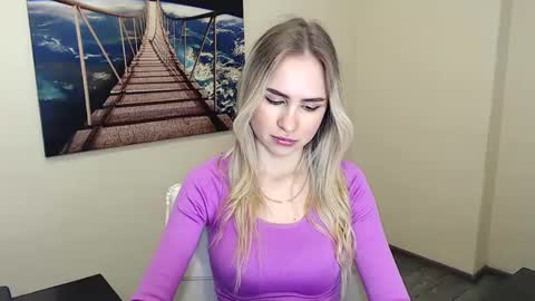 Erika online show from December 2024 01:45:02 PM