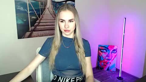 Erika online show from February 2026 01:21:01 PM