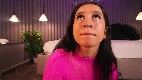 Eri  online show from April 2026 07:25:02 PM