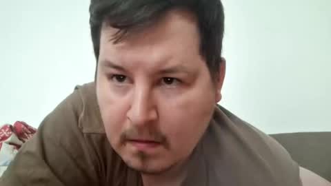 Snapshot of erikstar chatting on April 2026 04:05:02 PM erikstar online show from April 2026 04:05:02 PM