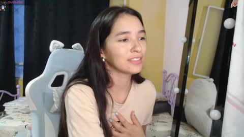 erina_1 online show from September 2025 10:56:02 PM