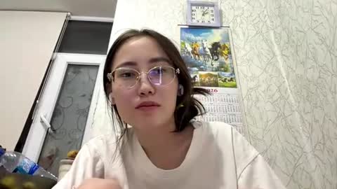 Luna online show from June 2026 09:06:02 PM