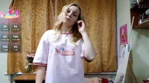 Amelie online show from November 2025 01:33:02 PM