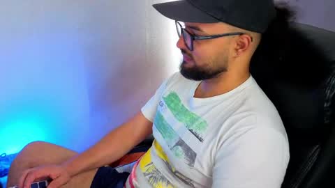 Snapshot of ernesto_rodriguez_82 chatting on May 2026 04:25:01 PM ernesto rodriguez 82 online show from May 2026 04:25:01 PM