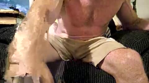 erniemac1 online show from May 2026 09:42:02 PM