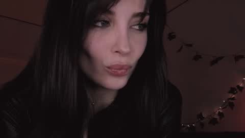 erohaze online show from November 2025 03:16:01 PM