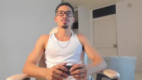 eros_becker_ online show from May 2026 12:27:02 AM