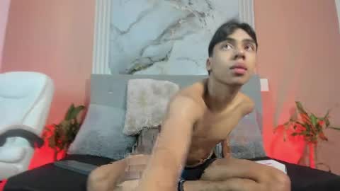 Eros Lux1 online show from April 2026 02:36:02 PM