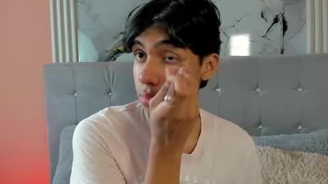 Snapshot of eros_lux1 chatting on May 2026 12:32:01 PM Eros Lux1 online show from May 2026 12:32:01 PM