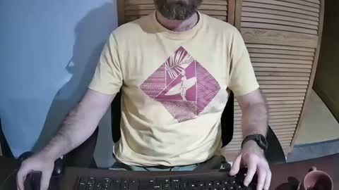 Eroskatt online show from October 2025 01:04:02 AM