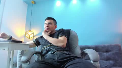 Eross online show from September 2025 01:11:02 PM