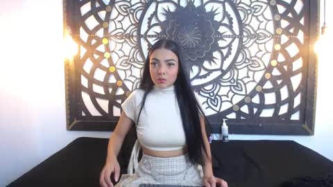 Scarlett online show from September 2025 08:10:02 PM