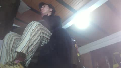 Eskela911 online show from December 2024 01:35:02 AM