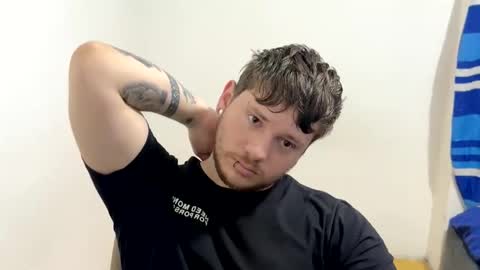 eskol212 online show from April 2026 03:39:02 PM