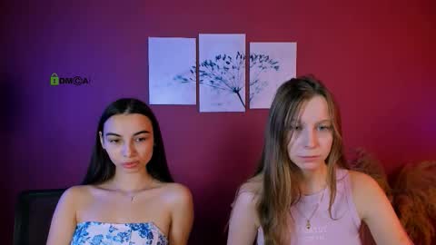 esme_moore_ online show from October 2025 09:35:02 AM