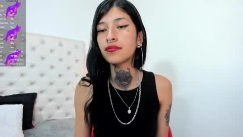 esmeralda  online show from February 2025 03:03:02 PM