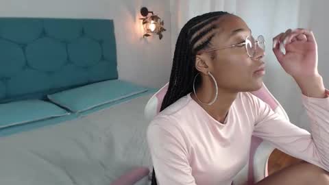 esmeralda_bk online show from January 2025 03:51:02 PM