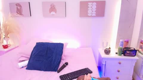 esmeralda online show from March 2026 04:41:01 AM