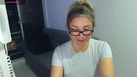 Juliana online show from December 2024 03:30:02 AM