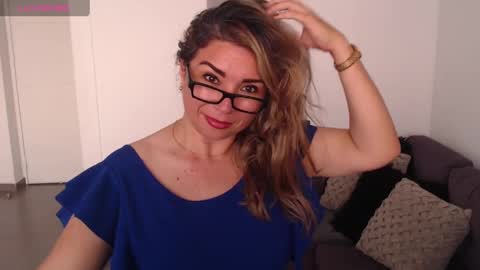 Juliana online show from December 2024 10:36:02 PM