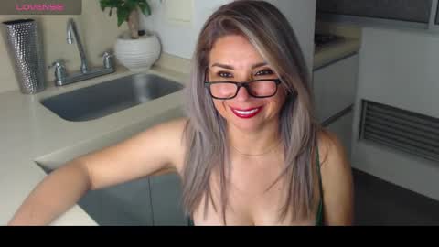 Juliana online show from February 2025 12:42:01 AM