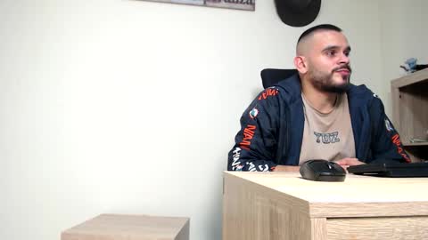 Esteban Fernandez online show from February 2026 03:36:02 AM