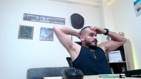 Esteban Fernandez online show from April 2026 06:55:02 AM