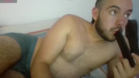 Esteban Reyes  independent model online show from January 2026 07:41:02 PM