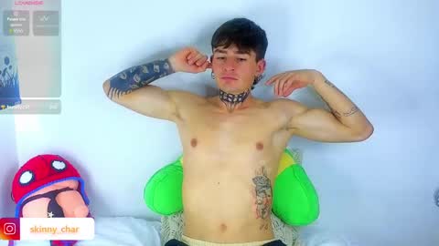 Snapshot of estebanchar_ chatting on January 2025 03:22:01 PM Esteban independent model online show from January 2025 03:22:01 PM