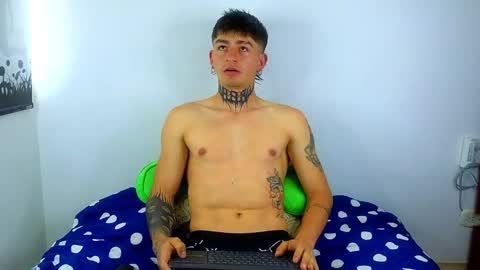 Snapshot of estebanchar_ chatting on February 2025 09:12:01 PM Esteban independent model online show from February 2025 09:12:01 PM