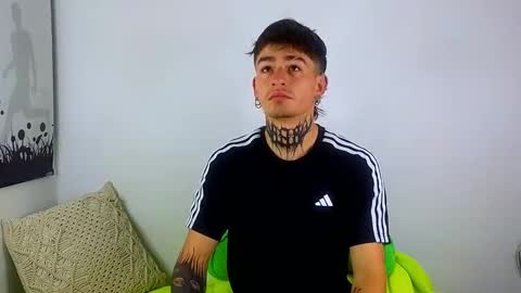 Snapshot of estebanchar_ chatting on March 2025 10:22:02 AM Esteban independent model online show from March 2025 10:22:02 AM