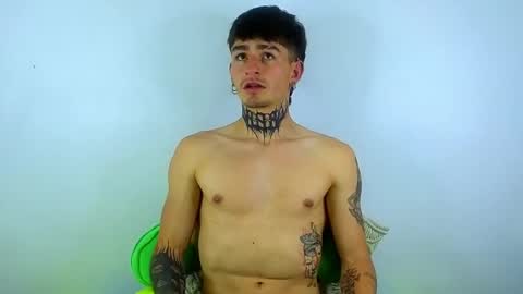 Snapshot of estebanchar_ chatting on March 2025 11:09:02 PM Esteban independent model online show from March 2025 11:09:02 PM