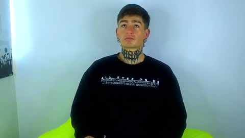 Snapshot of estebanchar_ chatting on March 2025 12:15:01 PM Esteban independent model online show from March 2025 12:15:01 PM