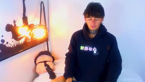 Snapshot of estebanchar_ chatting on September 2025 10:16:02 AM Esteban independent model online show from September 2025 10:16:02 AM