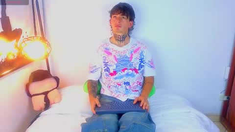 Snapshot of estebanchar_ chatting on September 2025 08:50:01 AM Esteban independent model online show from September 2025 08:50:01 AM