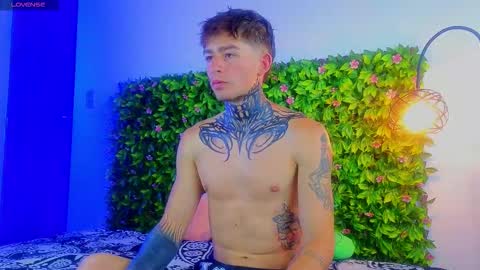 Snapshot of estebanchar_ chatting on October 2025 07:46:02 PM Esteban independent model online show from October 2025 07:46:02 PM