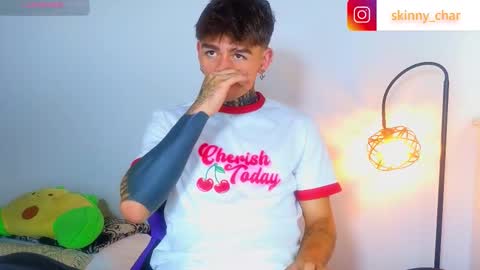 Snapshot of estebanchar_ chatting on November 2025 12:39:02 PM Esteban independent model online show from November 2025 12:39:02 PM