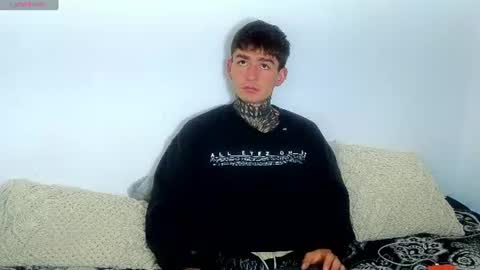 Snapshot of estebanchar_ chatting on July 2026 11:51:02 PM Esteban independent model online show from July 2026 11:51:02 PM