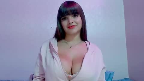 Estefa online show from February 2026 03:15:02 PM