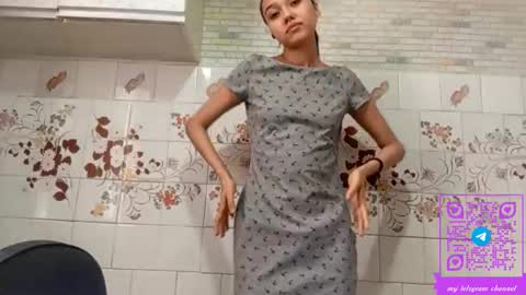 Snapshot of estellekirbo chatting on February 2026 01:07:01 PM estellekirbo online show from February 2026 01:07:01 PM