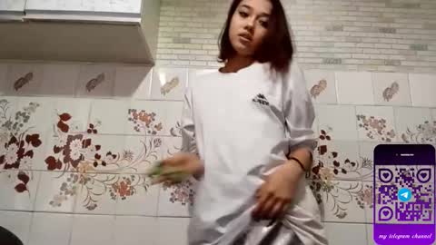 Snapshot of estellekirbo chatting on February 2026 02:06:01 PM estellekirbo online show from February 2026 02:06:01 PM