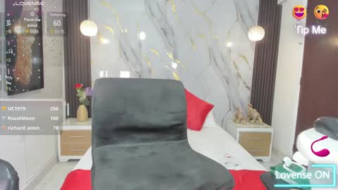 Estephany online show from February 2025 05:01:02 PM