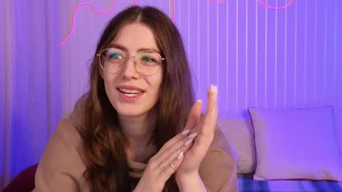 Ester online show from January 2025 12:04:02 AM