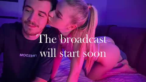 Snapshot of ester_vixen chatting on December 2025 05:09:01 PM Ester online show from December 2025 05:09:01 PM